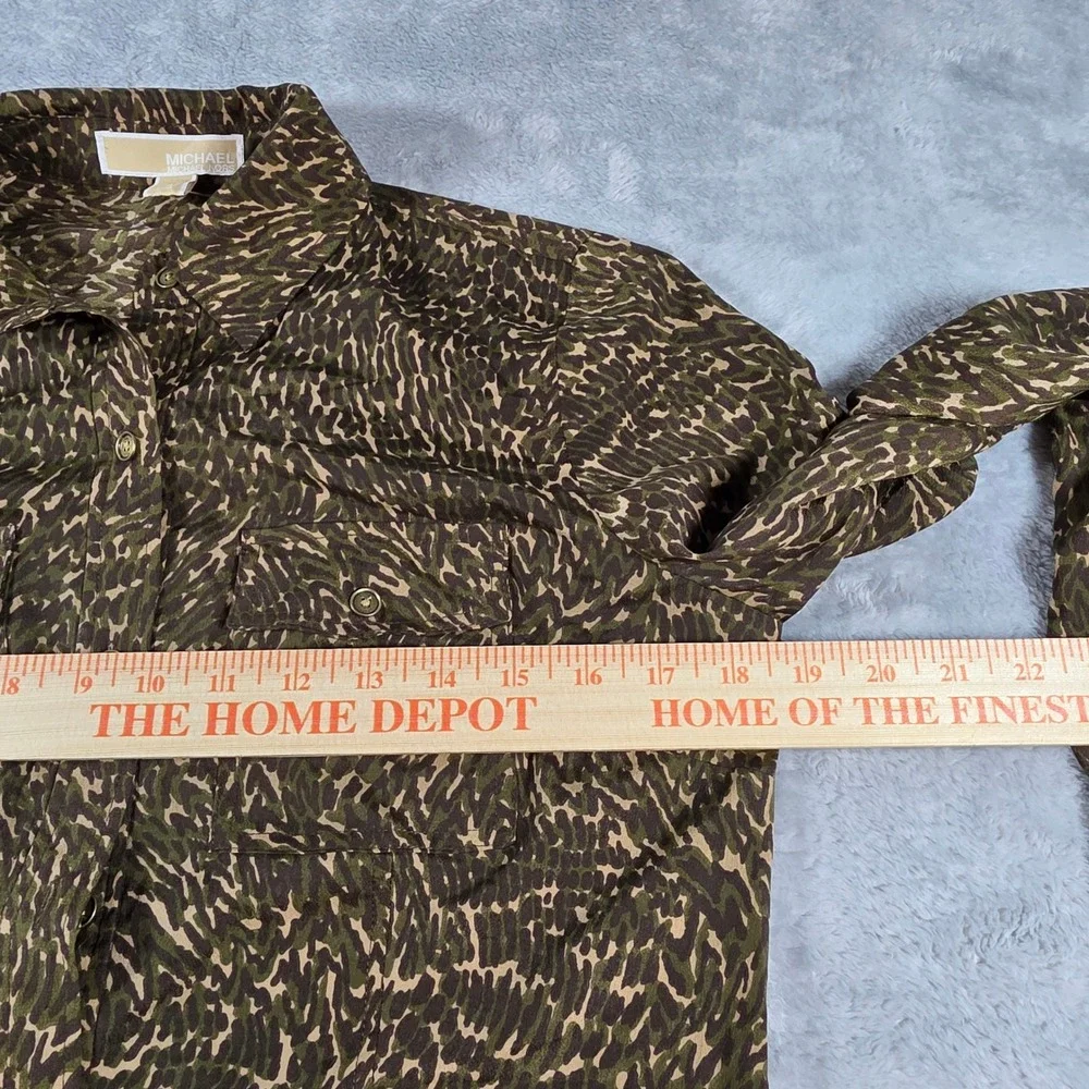 Michael Kors Women 4 Olive Green Animal Print Button Down Shirt Safari‎ Utility